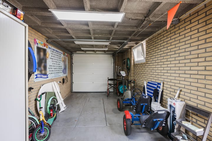 Foto 35 van President Kennedystraat 14