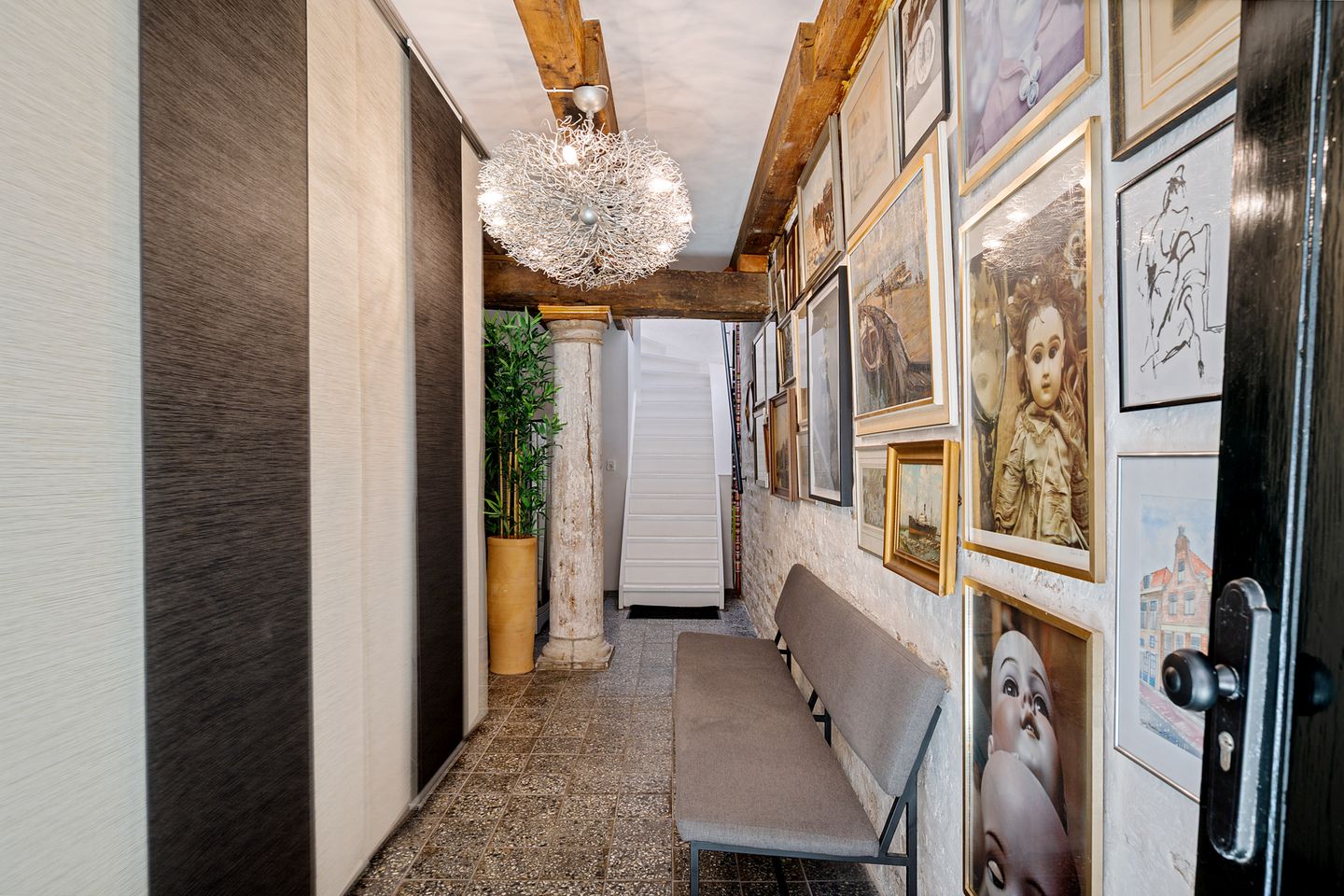 Photo 4 of Roeperssteeg 7