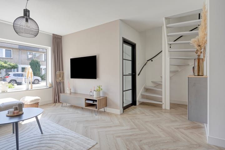 Foto 23 van van Swietenstraat 50