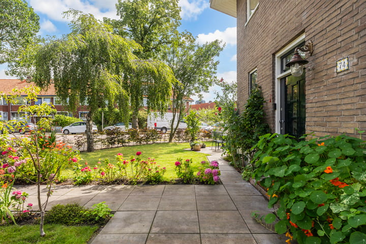 Photo 14 of Bijenhofstraat 74