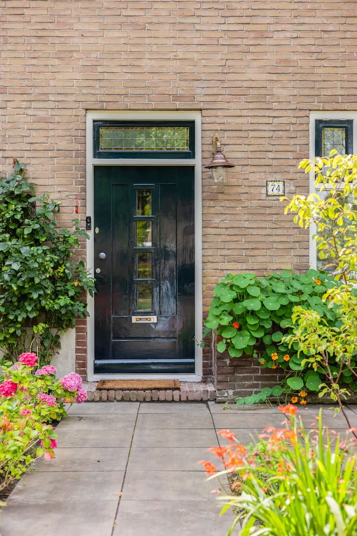 Photo 15 of Bijenhofstraat 74