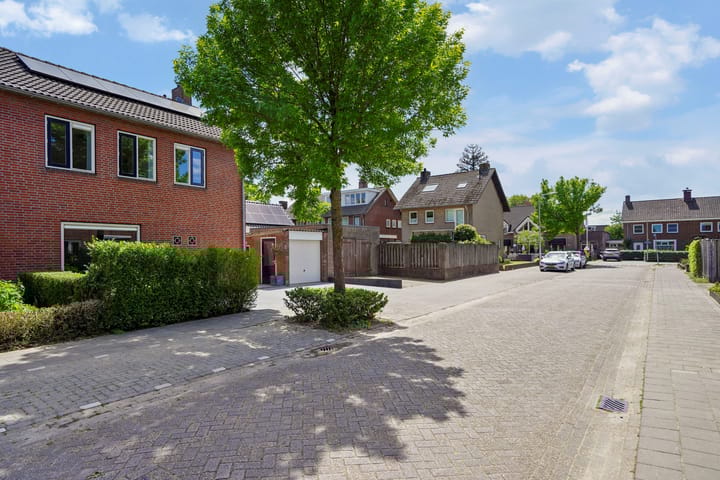 Foto 49 van Bosstraat 9