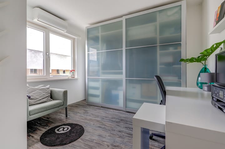 Foto 24 van James Grieve 32