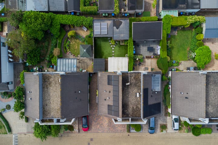 Foto 44 van James Grieve 32