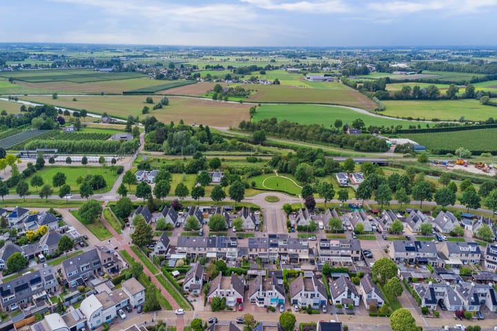 Foto 47 van James Grieve 32