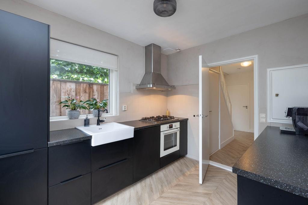 Foto 3 van Theresiastraat 6