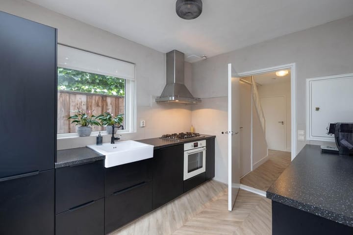 Foto 3 van Theresiastraat 6