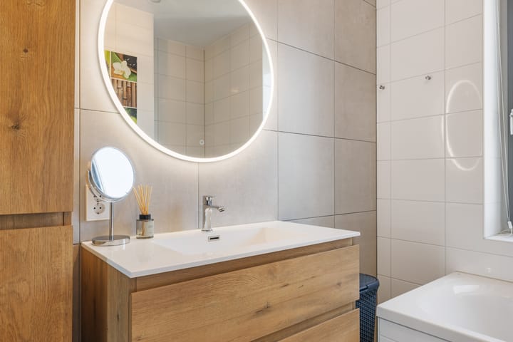 Photo 31 of Lekstraat 136