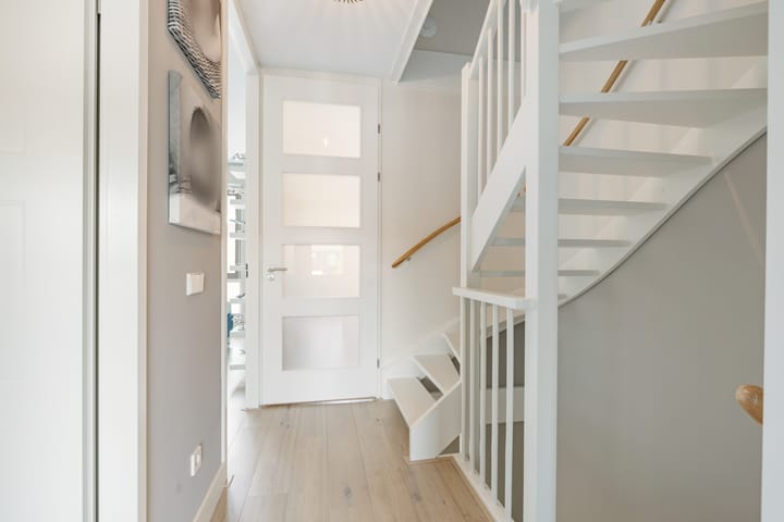 Photo 32 of Lekstraat 136