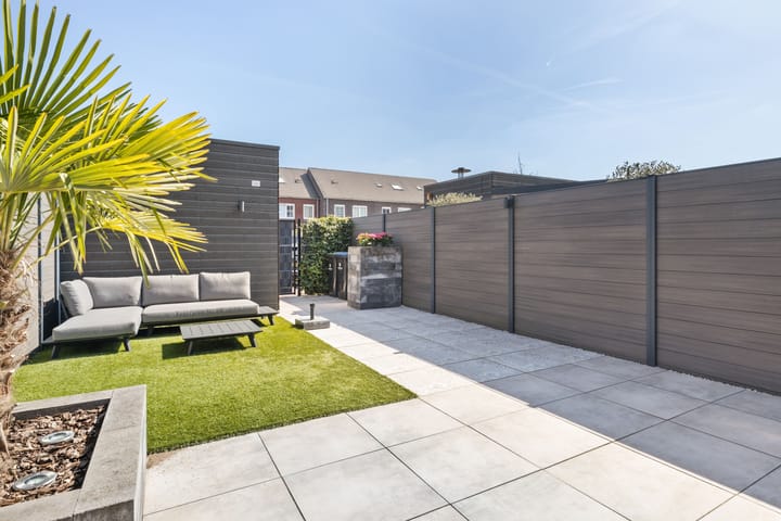 Photo 41 of Lekstraat 136