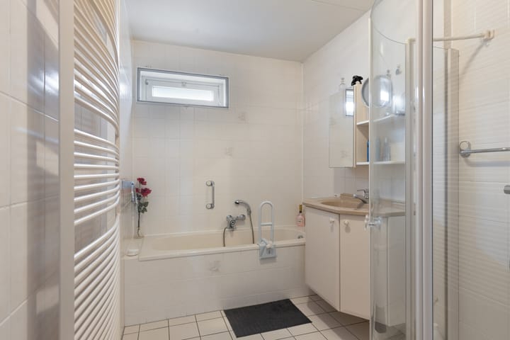 Foto 16 van Schoolstraat 54