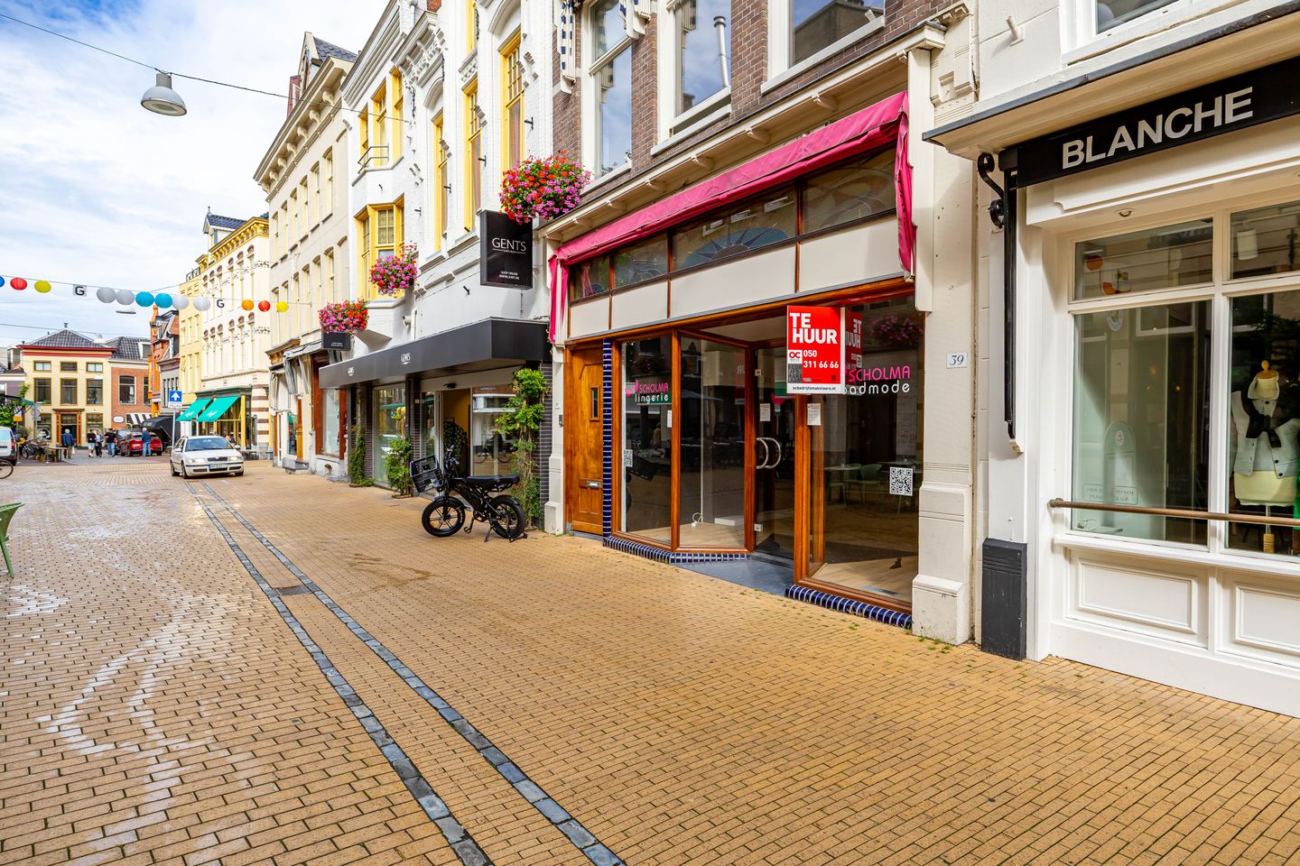 View photo 4 of Zwanestraat 39