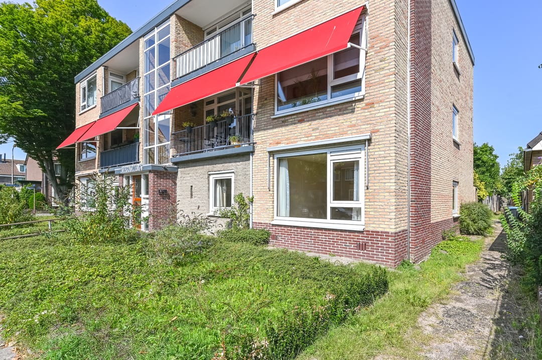 Foto 1 van Antillenstraat 7