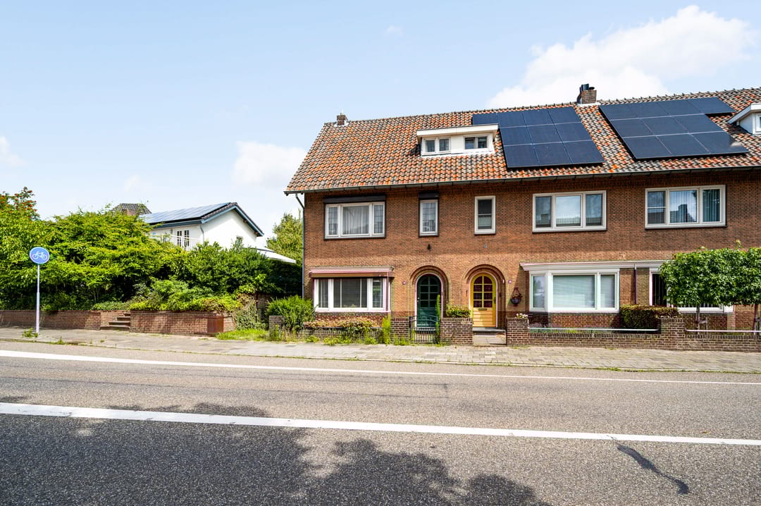 Photo 1 of Julianalaan 70