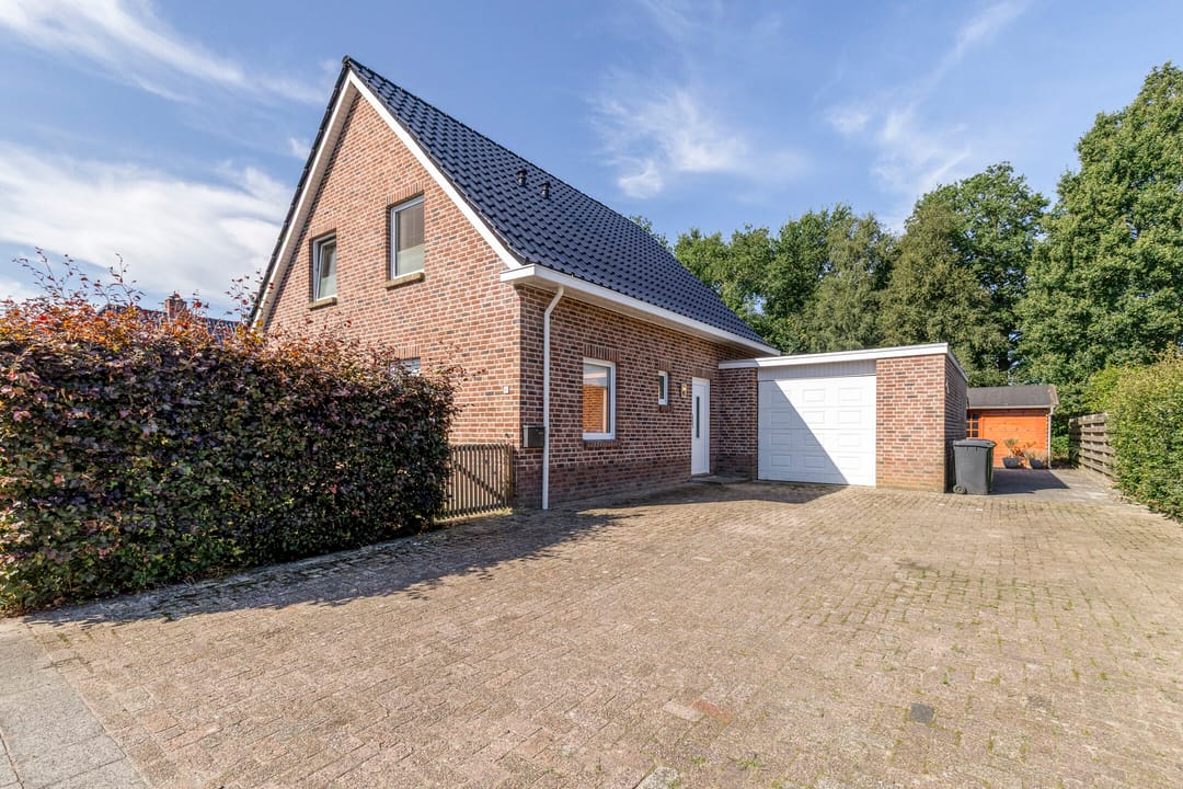 Photo 1 of Burgemeester Venemastraat 46-A