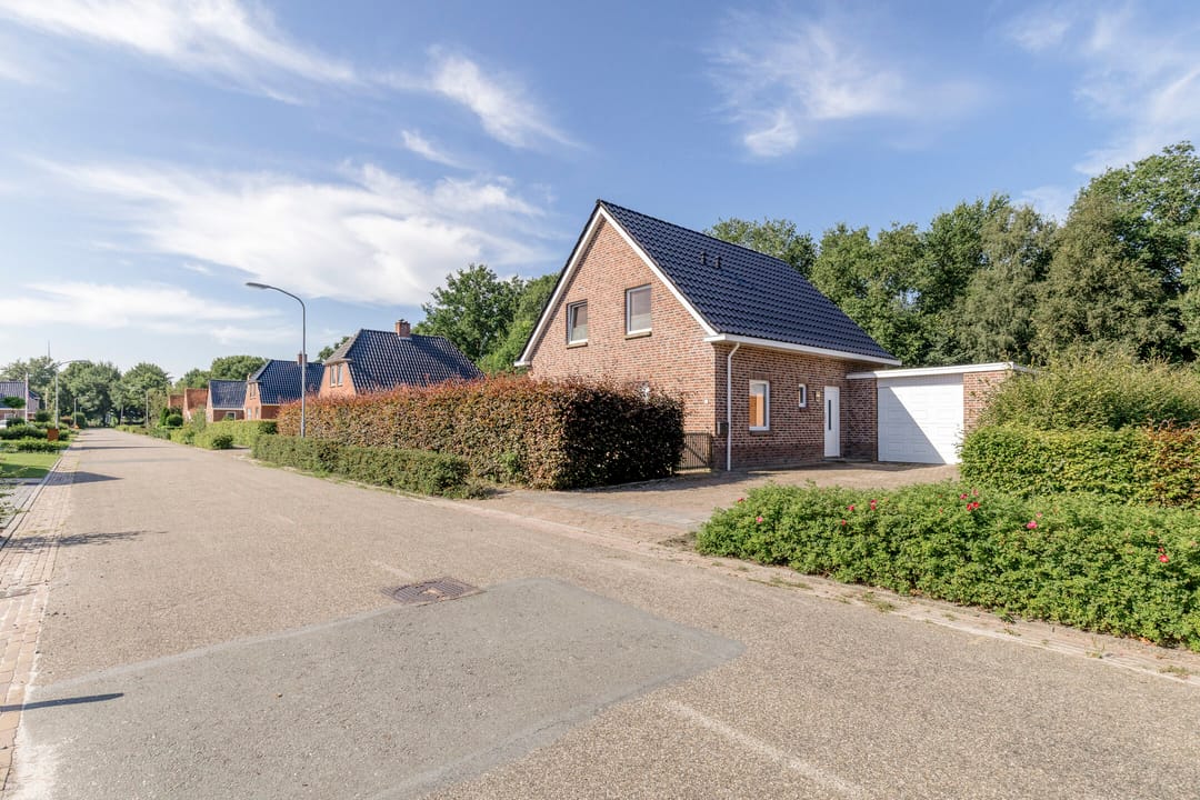 Photo 2 of Burgemeester Venemastraat 46-A