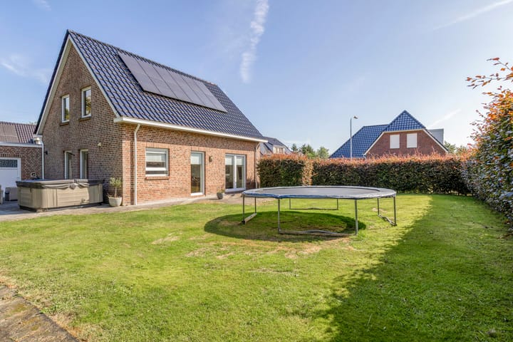 Photo 4 of Burgemeester Venemastraat 46-A