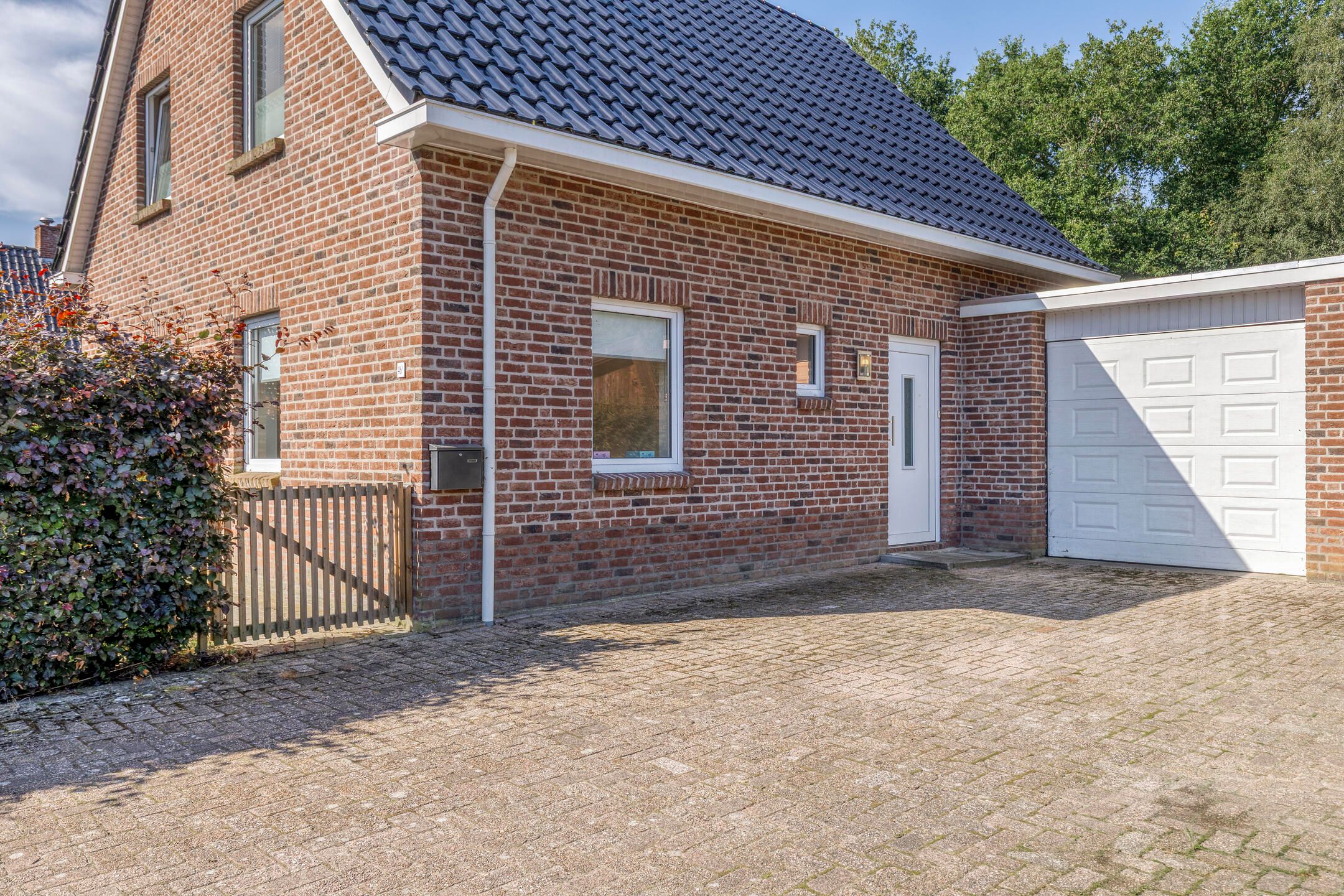 Photo 6 of Burgemeester Venemastraat 46-A