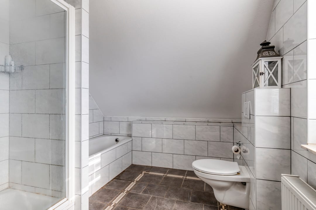 Photo 23 of Burgemeester Venemastraat 46-A