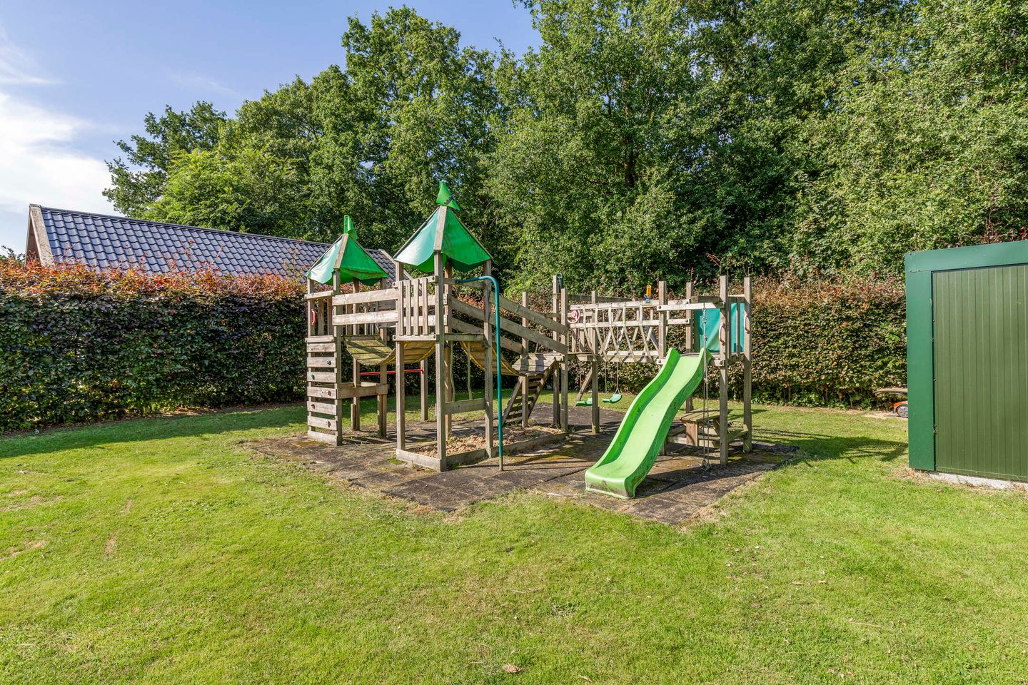 Photo 35 of Burgemeester Venemastraat 46-A