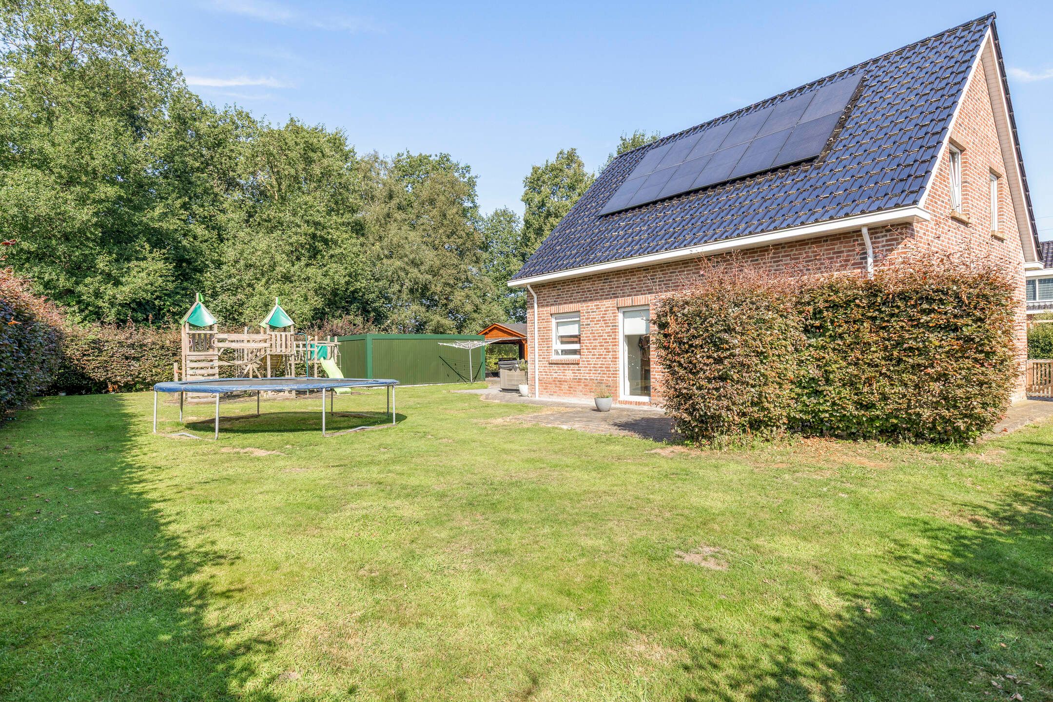 Photo 36 of Burgemeester Venemastraat 46-A