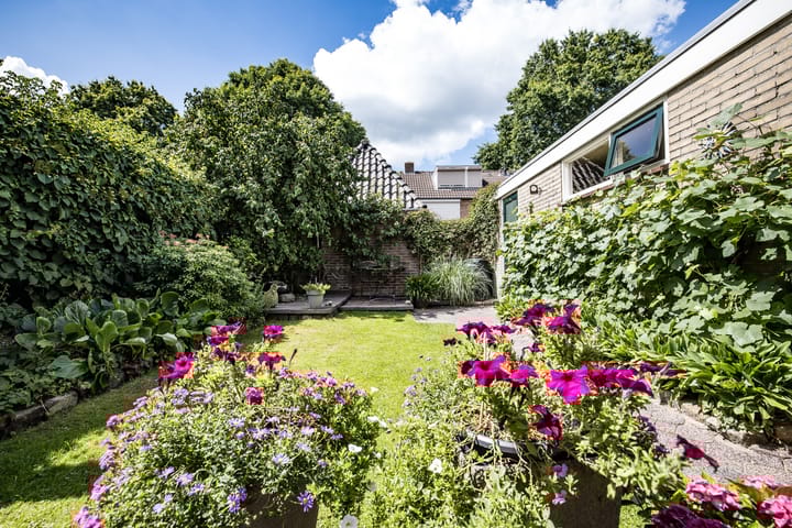 Foto 33 van Kamillelaan 19