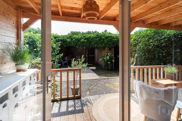 Foto 17 van Witte de Withlaan 4