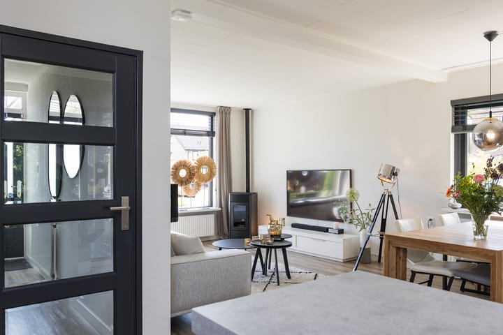 Foto 5 van van Diepenbroekstraat 15