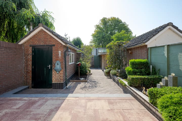 Foto 34 van Prins Bernhardlaan 4