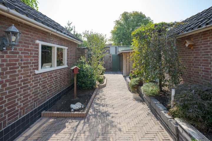 Foto 35 van Prins Bernhardlaan 4