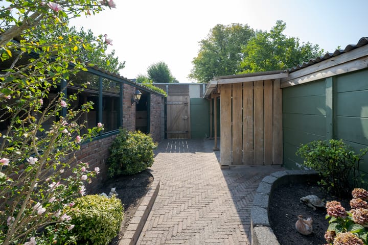 Foto 36 van Prins Bernhardlaan 4