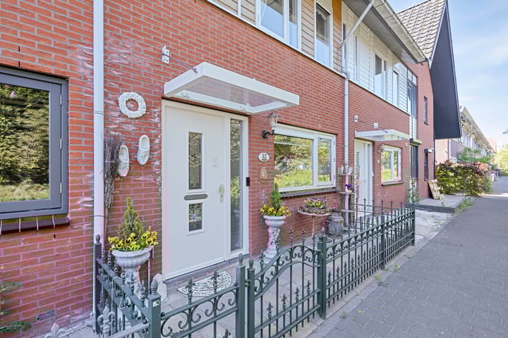 Foto 19 van Piramidepad 52