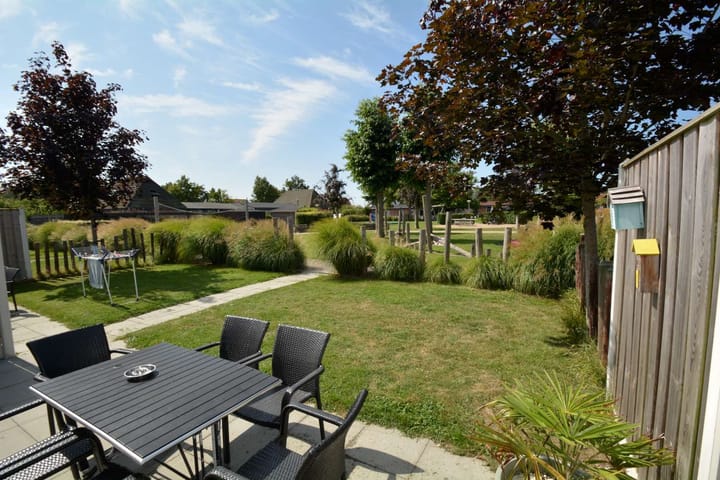 Photo 5 of Oostkapelseweg 32-A16