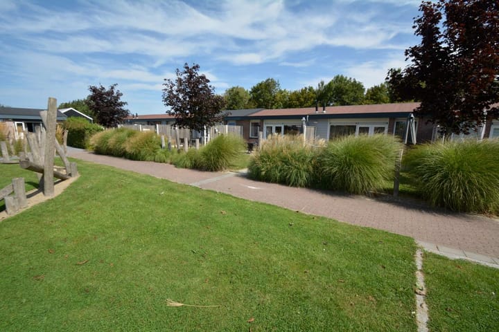 Photo 8 of Oostkapelseweg 32-A16