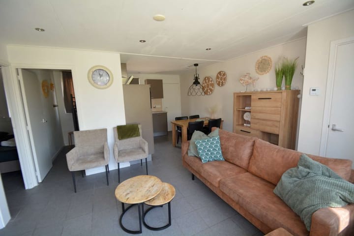 Photo 9 of Oostkapelseweg 32-A16