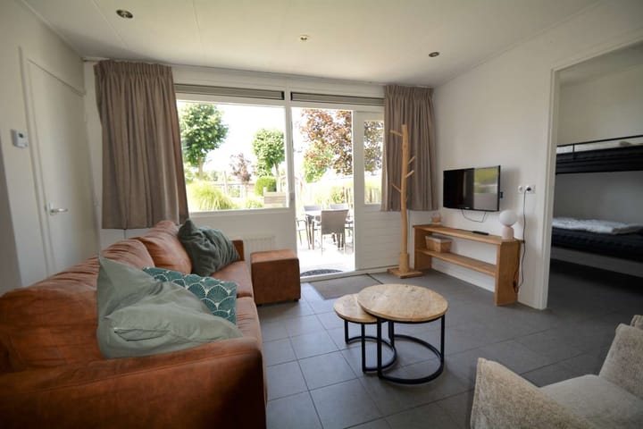 Photo 12 of Oostkapelseweg 32-A16