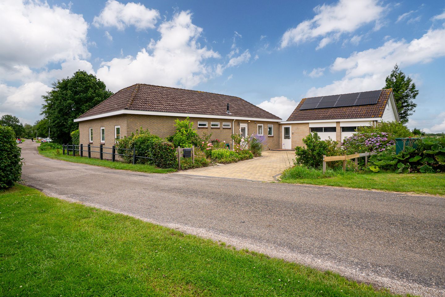 Foto 5 van It String 2