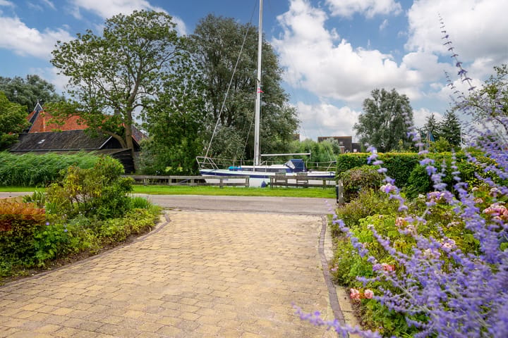 Foto 7 van It String 2