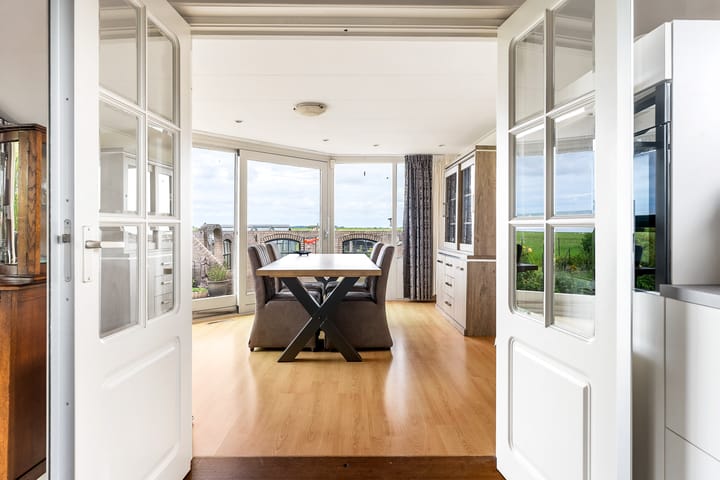 Foto 14 van It String 2