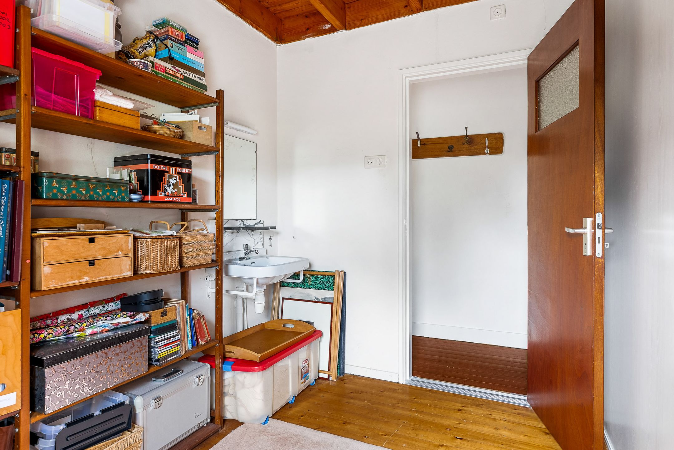 Foto 27 van It String 2