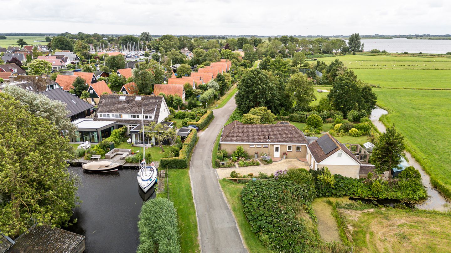 Foto 50 van It String 2