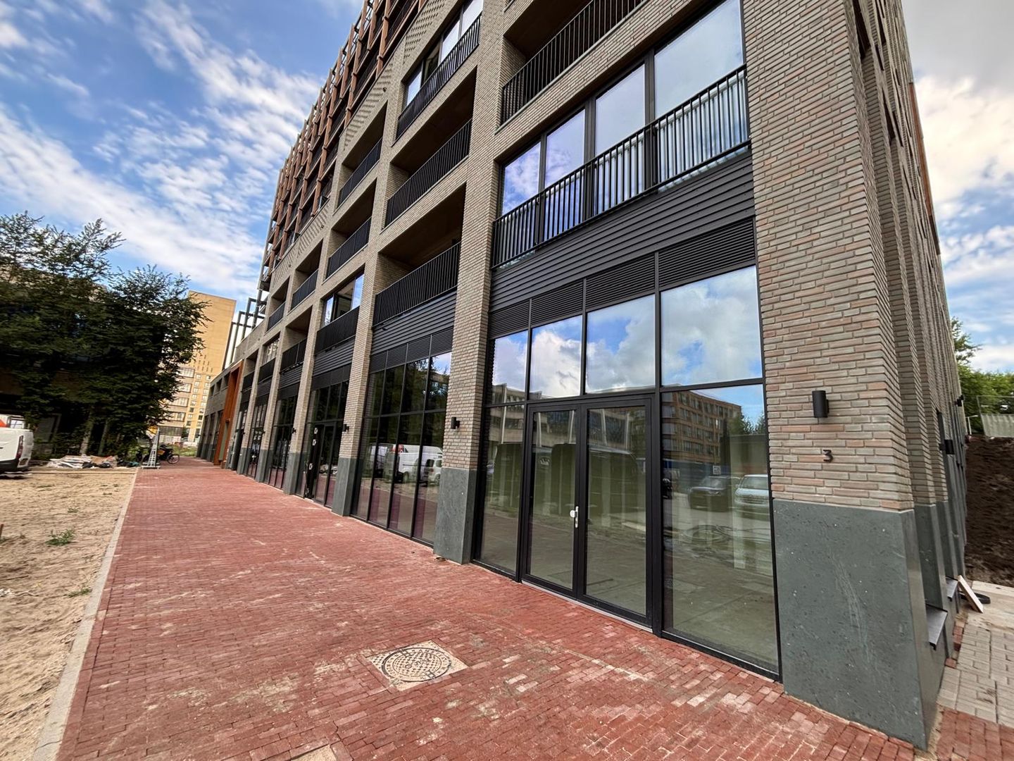 Bekijk foto 2 van Schielandplein 3