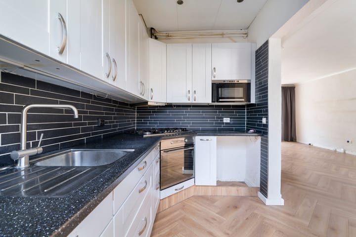 Photo 12 of Laan van Altena 16