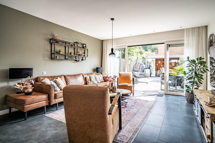 Foto 8 van Fakkelgras 12