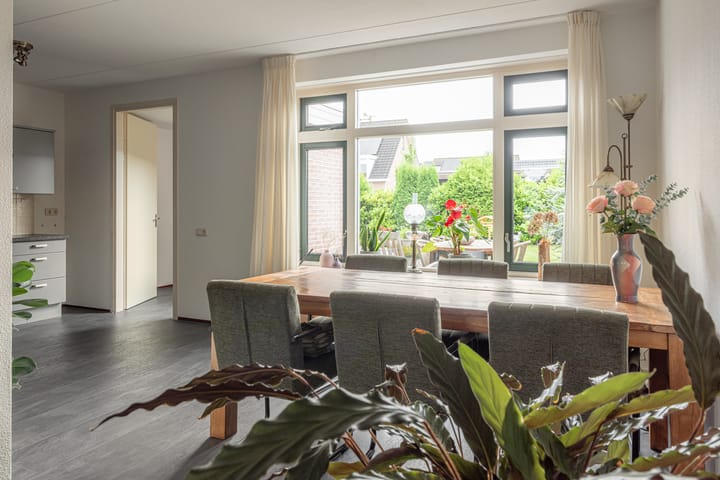 Foto 10 van Van Teijenslaan 1-A