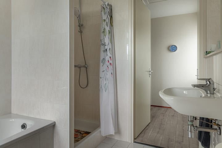 Foto 22 van Van Teijenslaan 1-A