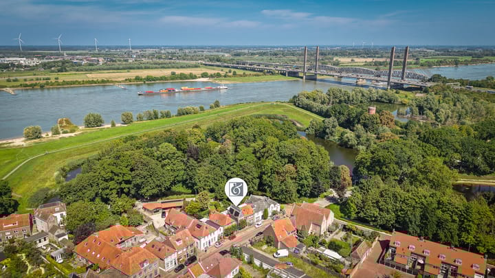 Foto 45 van Oenselsestraat 41