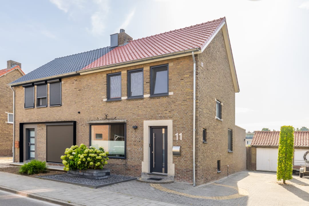 Foto 1 van Dr. Poelsstraat 11