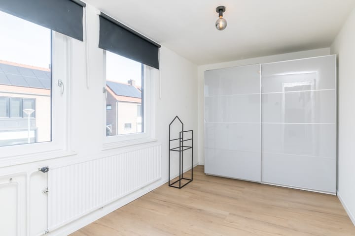 Foto 17 van Dr. Poelsstraat 11