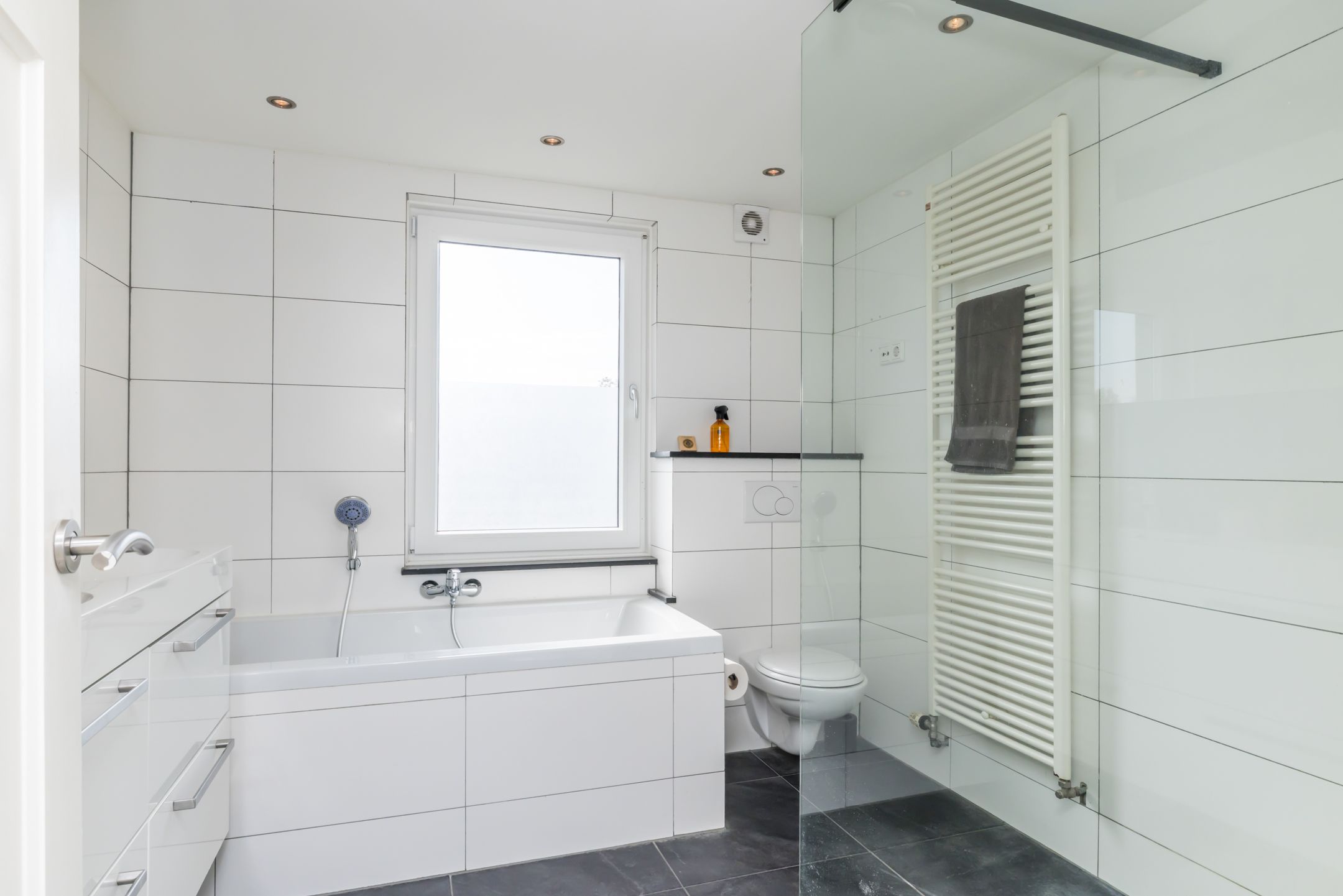 Foto 18 van Dr. Poelsstraat 11